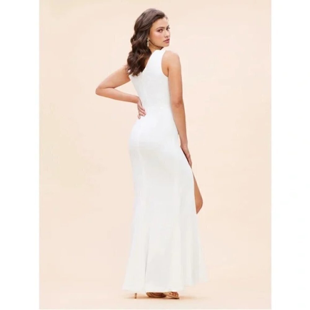 DRESS THE POPULATION Sandra Plunge Crepe Trumpet Gown in Off White Size Small - Picture 3 of 14